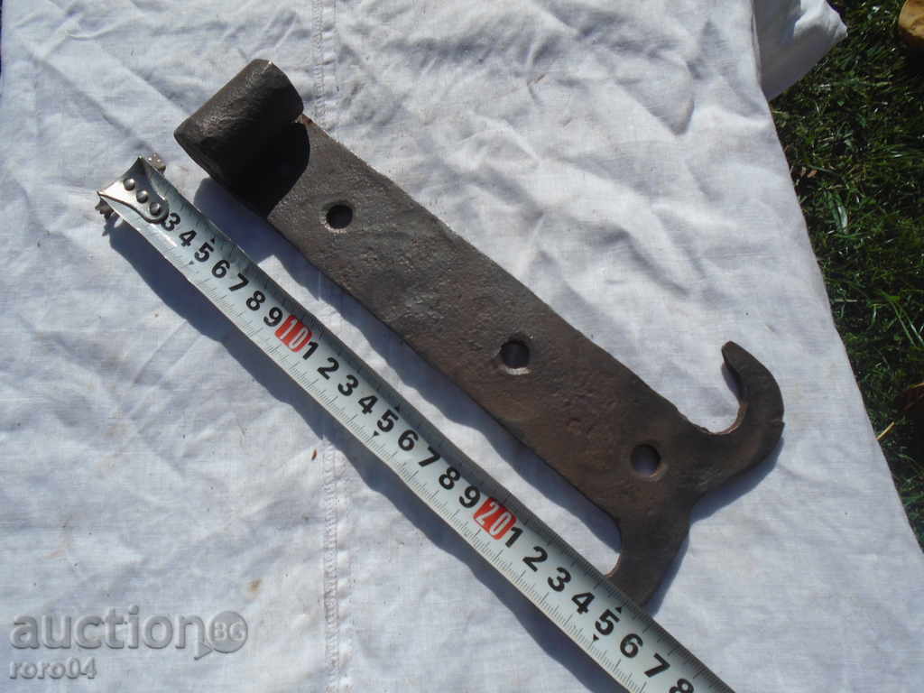 OLD HANGER HANGED PANTA with price 17.10 BGN | € 8.74 OLD HANGER HANGED PANTA with price 17.10 BGN | € 8.74