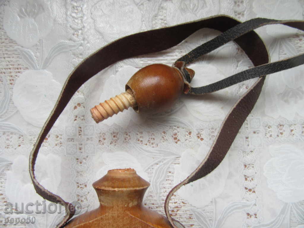 Delivery of BEAUTIFUL CARVED BUCKLE - EARLY SOC /30 x 18 x 9cm/ Delivery of BEAUTIFUL CARVED BUCKLE - EARLY SOC /30 x 18 x 9cm/