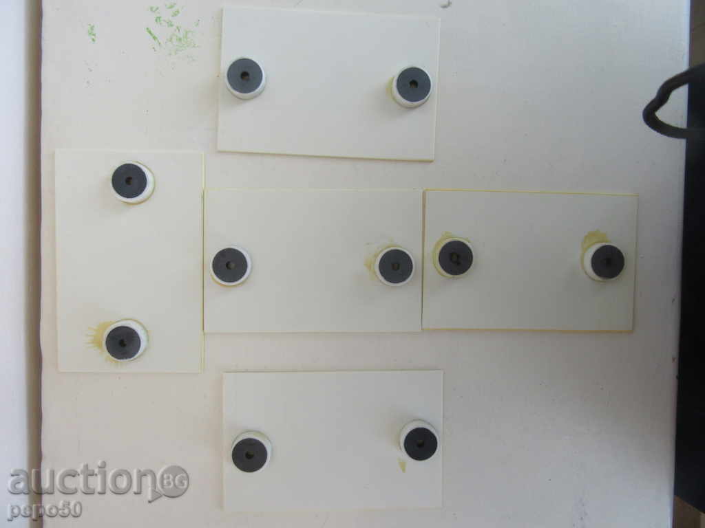 5 pcs PLASTM. MAGNETIC ARITHMETIC SIGNS FROM SOCKS / 13,5x9 cm / with price 5.00 BGN | € 2.56 5 pcs PLASTM. MAGNETIC ARITHMETIC SIGNS FROM SOCKS / 13,5x9 cm / with price 5.00 BGN | € 2.56