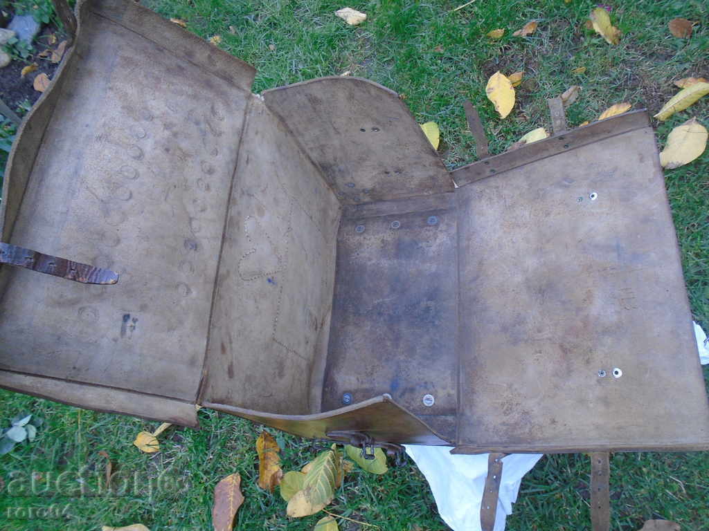 UNIQUE ARMY LEATHER BACKPACK / DISAGS - WW II - 5 UNIQUE ARMY LEATHER BACKPACK / DISAGS - WW II - 5