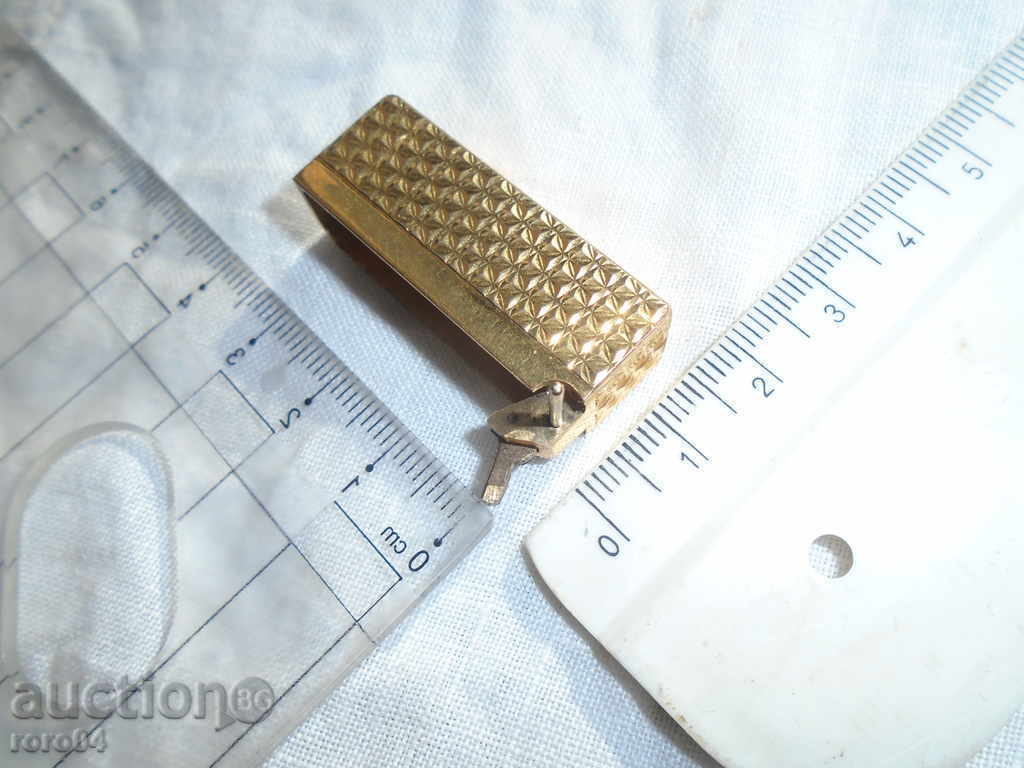 S.T. DUPONT - COVER - 7 S.T. DUPONT - COVER - 7