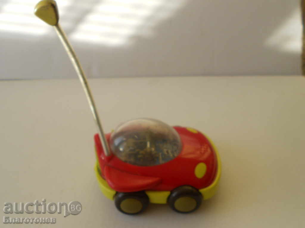 Livrarea jucării vechi Livrarea jucării vechi