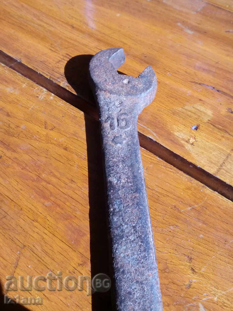 Delivery of An old wrench Delivery of An old wrench