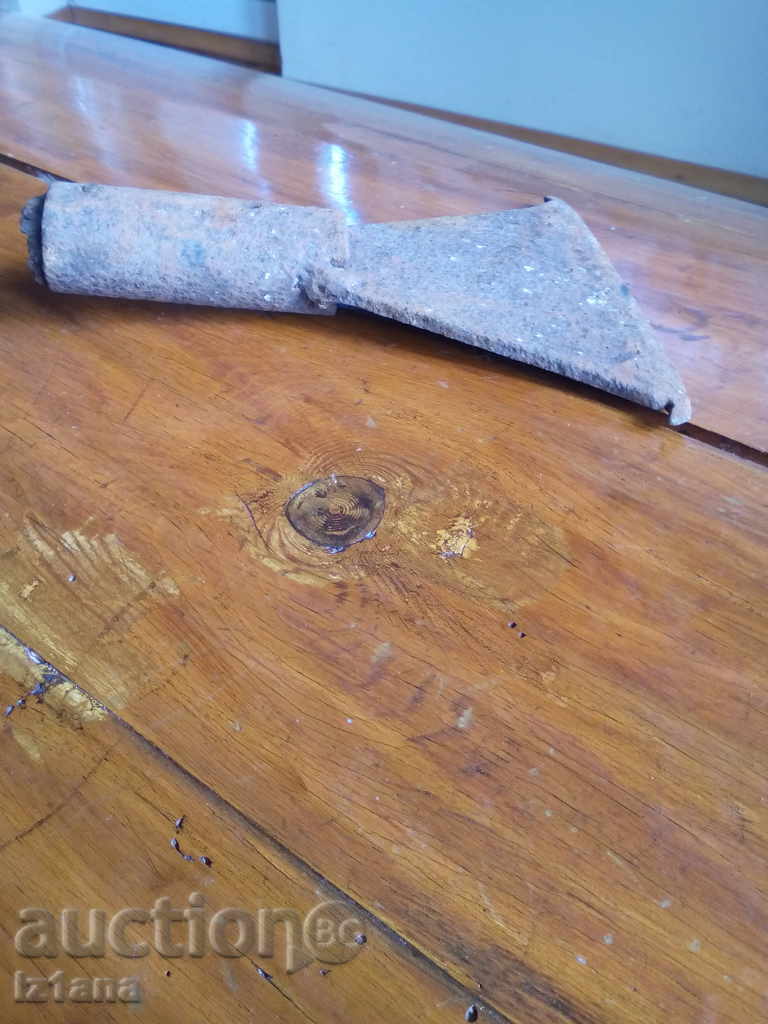 Ancient tool with price 12.00 BGN | € 6.14