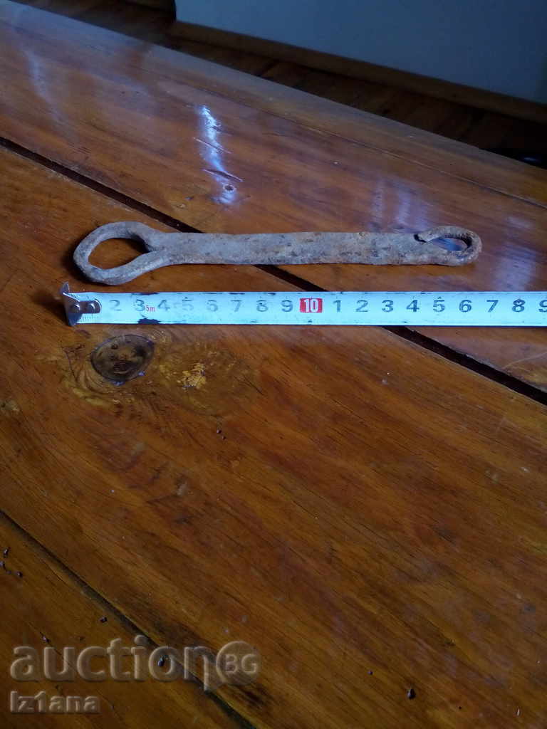 Auction Ancient latch Auction Ancient latch