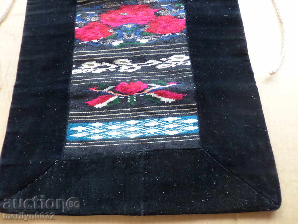 Delivery of Old woven embroidered embroidered apron with tinsel wear sukman Delivery of Old woven embroidered embroidered apron with tinsel wear sukman