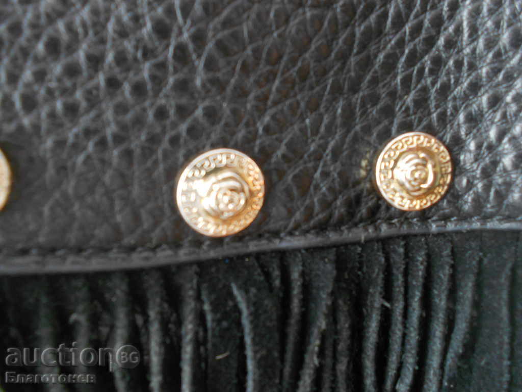 Delivery of Leather bag Delivery of Leather bag