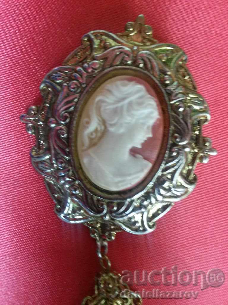 Beautiful Old Big Brooch KAMEY with price 25.00 BGN | € 12.78 Beautiful Old Big Brooch KAMEY with price 25.00 BGN | € 12.78