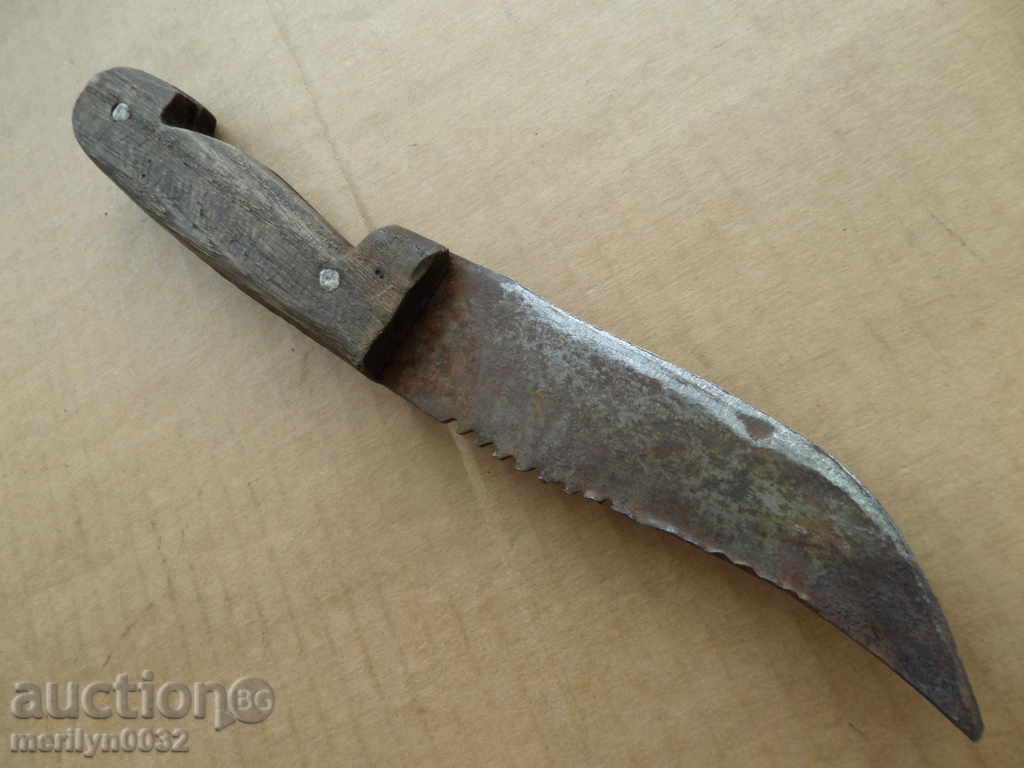 Old butcher blade dagger massive blade with price 39.00 BGN | € 19.94 Old butcher blade dagger massive blade with price 39.00 BGN | € 19.94