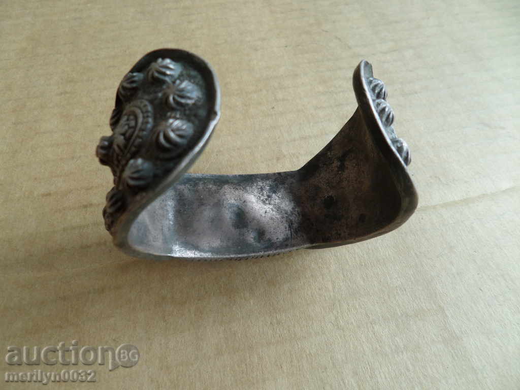 Renaissance silver bracelet slingshot silver jewelry jewelry with price 239.00 BGN | € 122.20 Renaissance silver bracelet slingshot silver jewelry jewelry with price 239.00 BGN | € 122.20