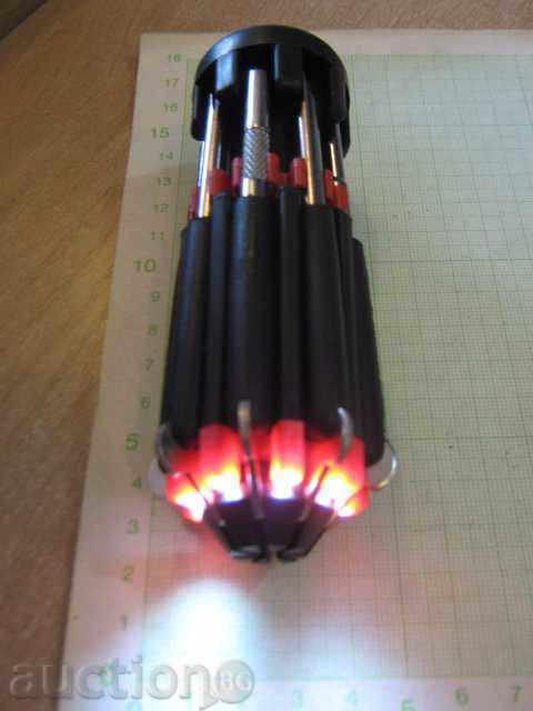 Delivery of Set foldable with screwdrivers and with lighting - new Delivery of Set foldable with screwdrivers and with lighting - new