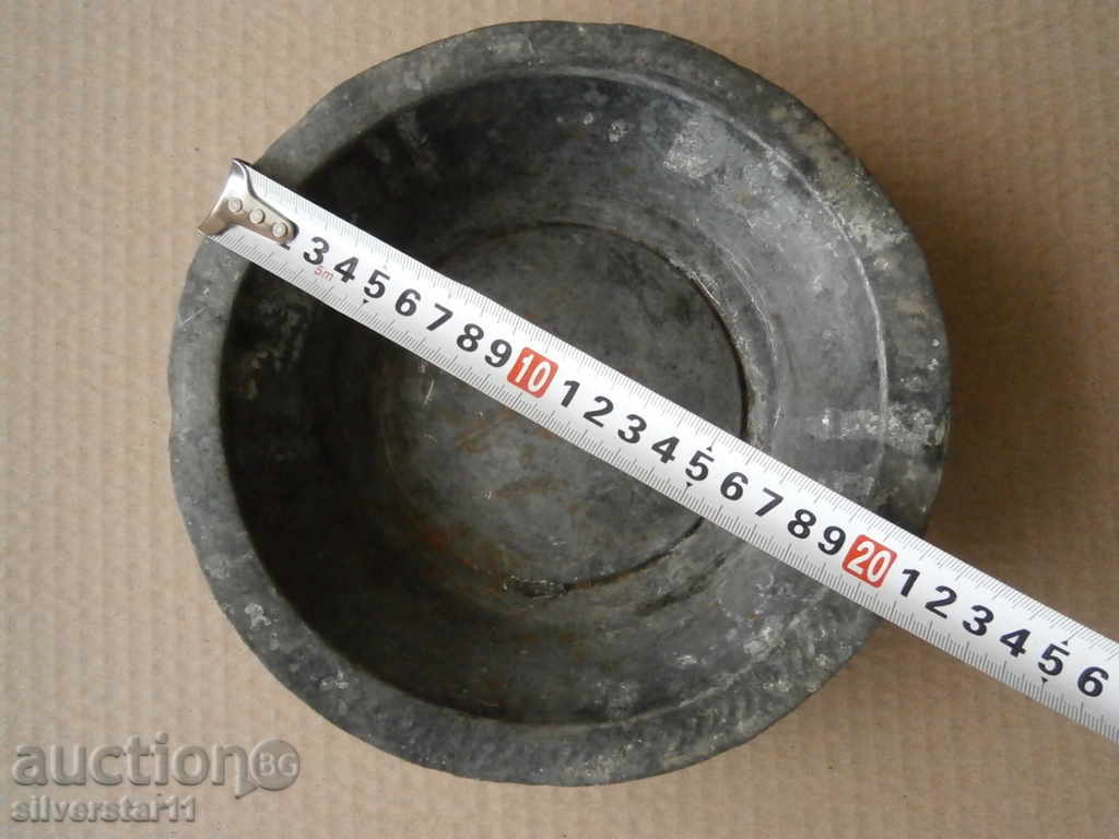 Auction very old copper plate plate Auction very old copper plate plate