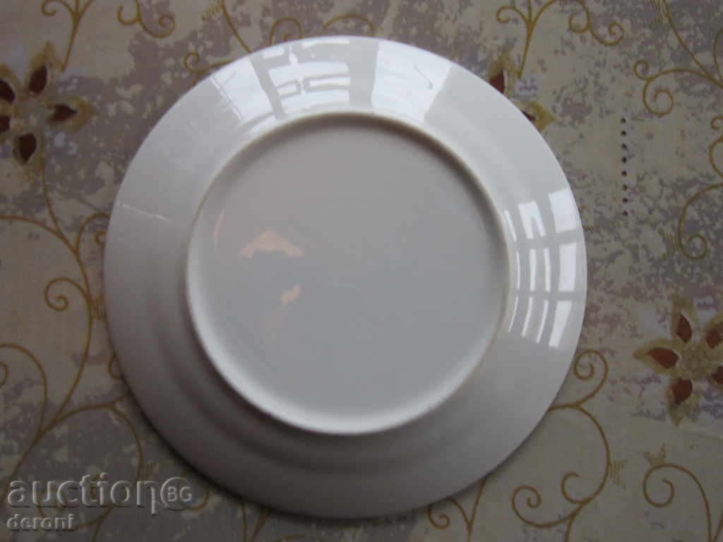 Delivery of Amazing porcelain dish Toliati porcelain Delivery of Amazing porcelain dish Toliati porcelain