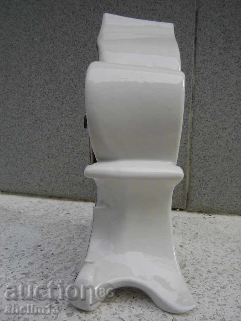 КОЛЕКЦИОНЕРСКИ НАСТОЛЕН ПОРЦЕЛАНОВ ЧАСОВНИК GRАFENTHAL GDR - 6 КОЛЕКЦИОНЕРСКИ НАСТОЛЕН ПОРЦЕЛАНОВ ЧАСОВНИК GRАFENTHAL GDR - 6