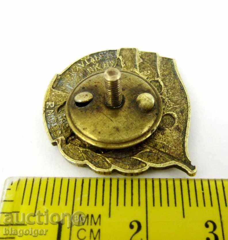 Auction OLD SPORTS BADGE-1948-SCREW Auction OLD SPORTS BADGE-1948-SCREW