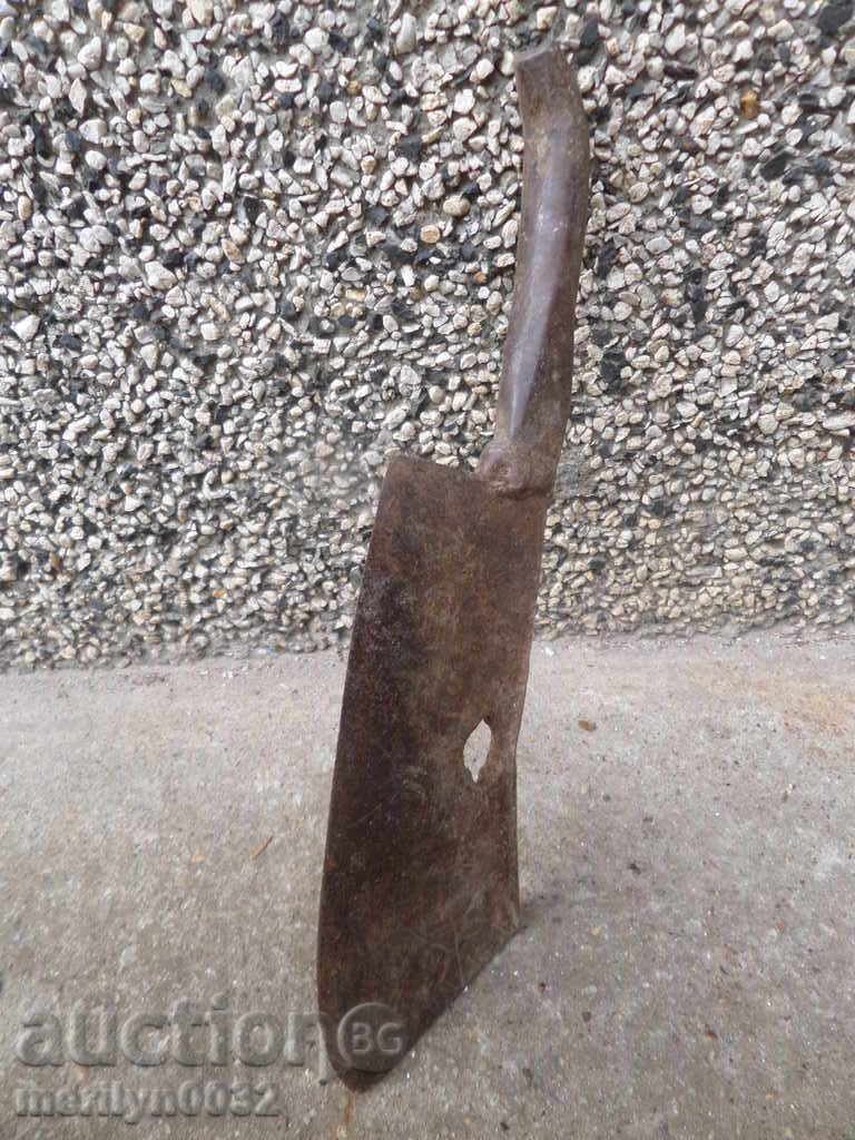 Delivery of Old forged saber, ax, pole, knife, machete Delivery of Old forged saber, ax, pole, knife, machete