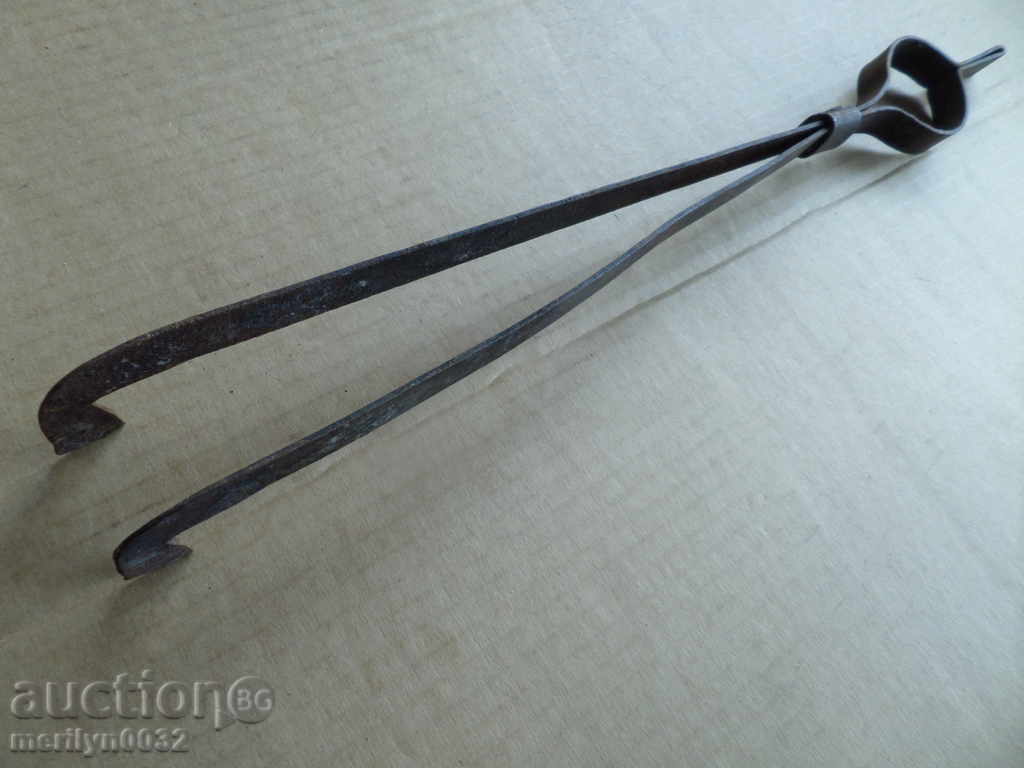 Old hand-forged dilaf, wrought iron, tongs with price 32.00 BGN | € 16.36 Old hand-forged dilaf, wrought iron, tongs with price 32.00 BGN | € 16.36