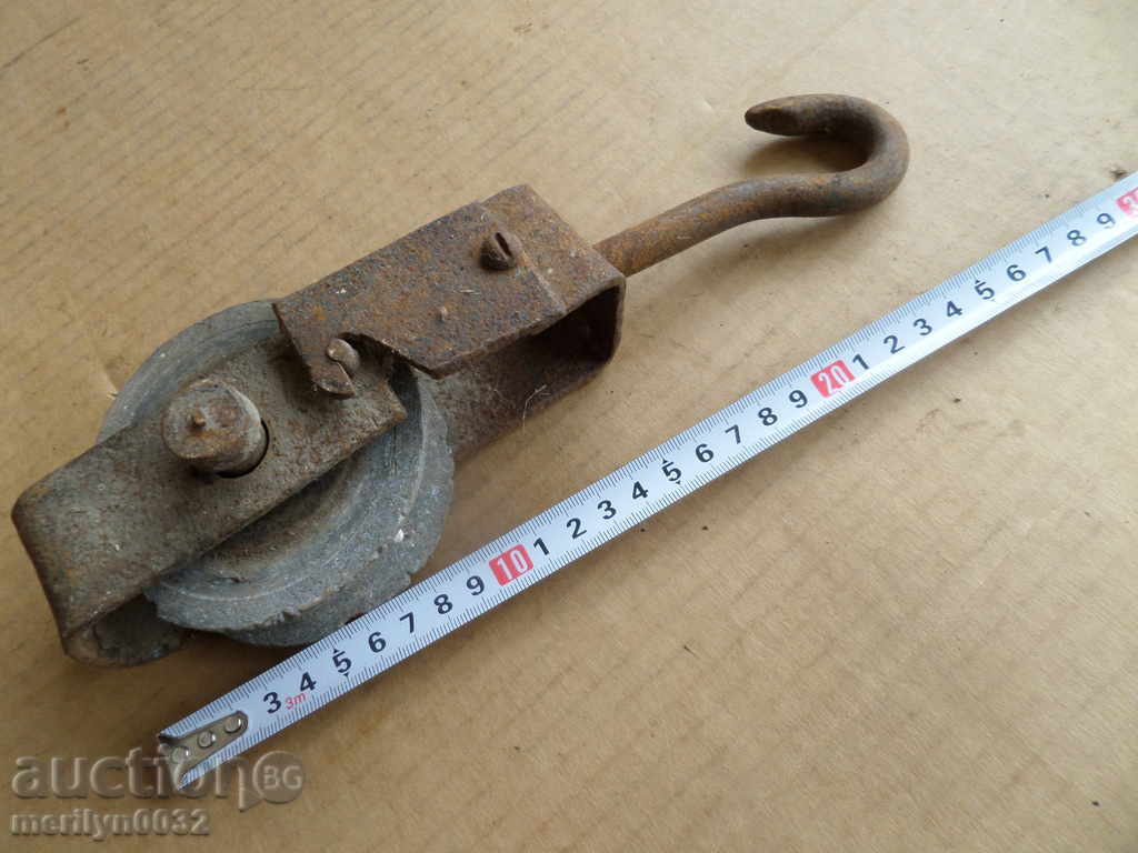 Auction  Old forged roller polisher wrought iron pulley reel