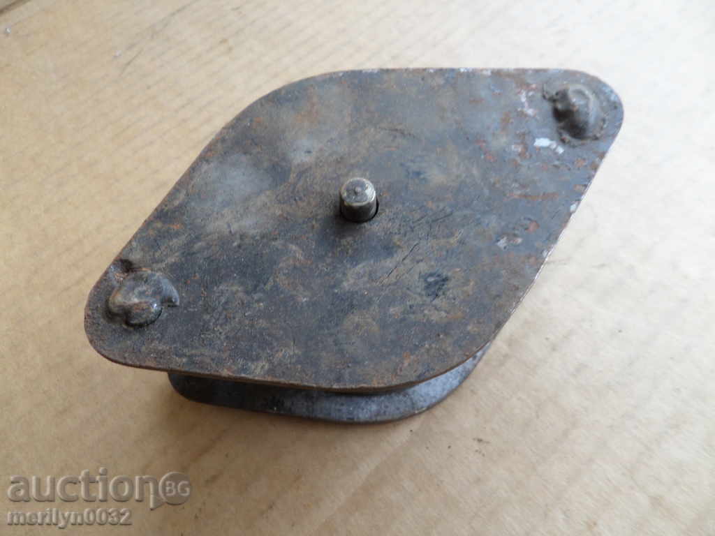 Auction  Old rolls 2 pieces of forged rolls polystyrene forged iron