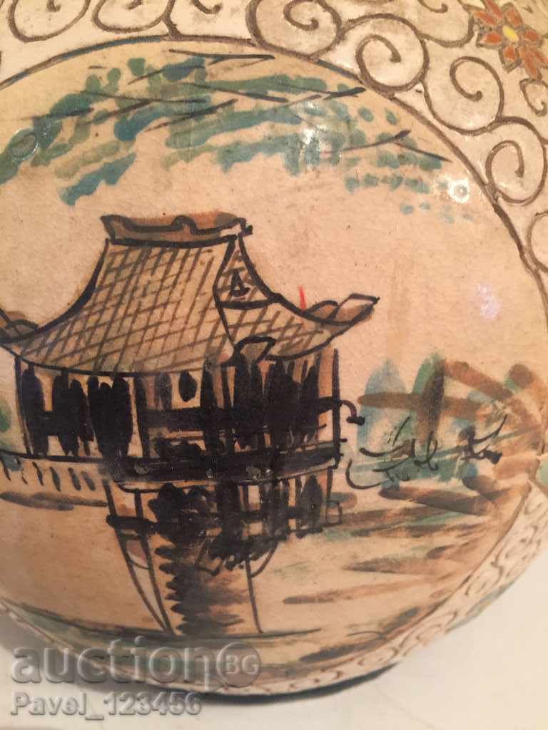 Auction very old vase for dry flowers ??? Auction very old vase for dry flowers ???