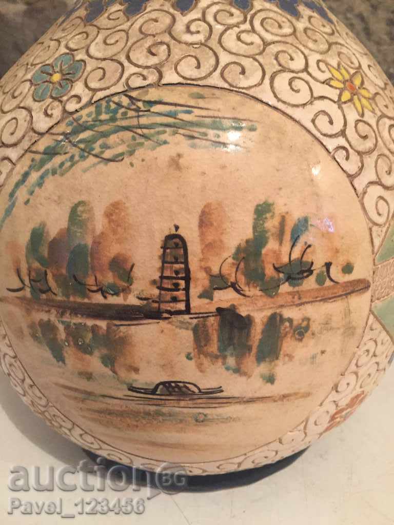 Delivery of very old vase for dry flowers ??? Delivery of very old vase for dry flowers ???