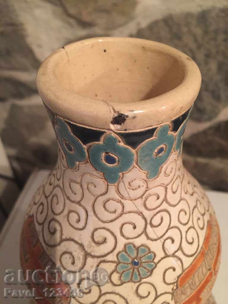 very old vase for dry flowers ??? - 5 very old vase for dry flowers ??? - 5