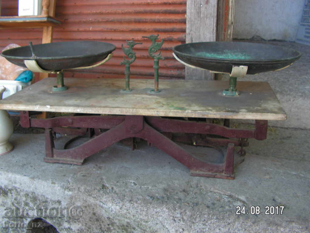 Auction 8685. SHOP BUILTING FOR BUILT-IN 1911 MULTIPLE Auction 8685. SHOP BUILTING FOR BUILT-IN 1911 MULTIPLE