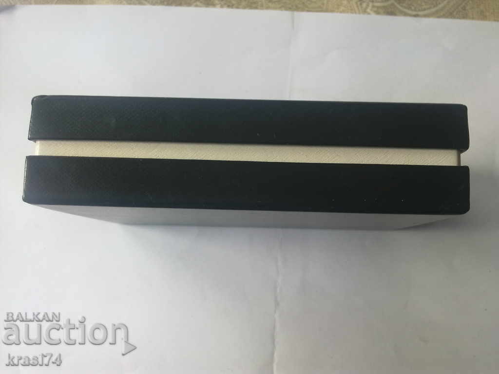 Licitație Caseta Mont Blanc