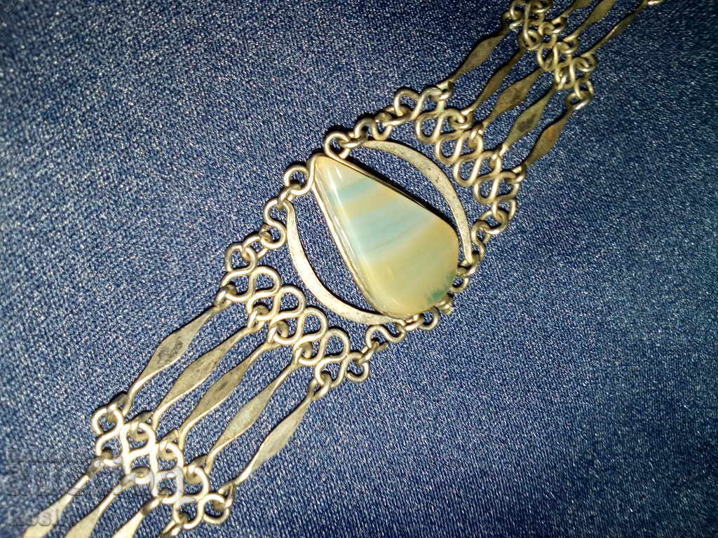 Auction SURPRISED ROUND WITH AHAT Auction SURPRISED ROUND WITH AHAT