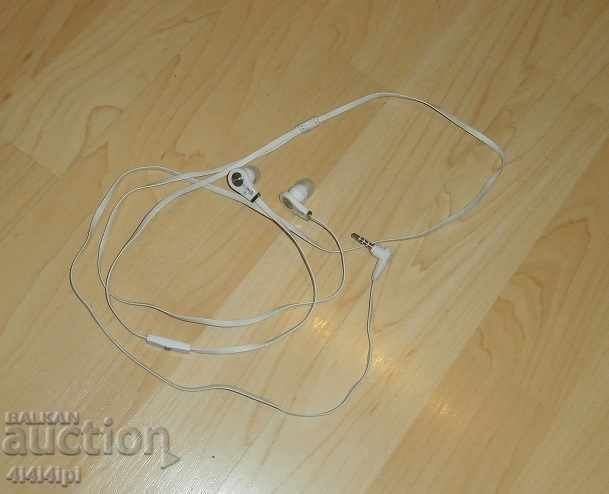 Radio details - headphones. with price 2.00 BGN | € 1.02 Radio details - headphones. with price 2.00 BGN | € 1.02