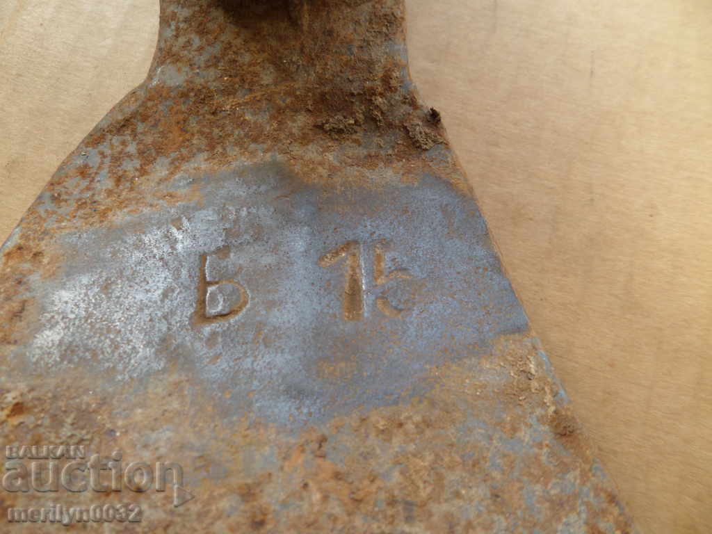 Mop, agricultural tool, wrought iron, chapel, turntable with price 29.00 BGN | € 14.83 Mop, agricultural tool, wrought iron, chapel, turntable with price 29.00 BGN | € 14.83