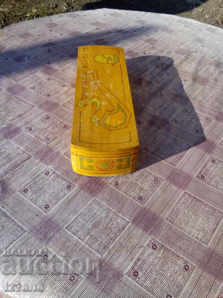 Delivery of Wooden box, non-sausage Delivery of Wooden box, non-sausage