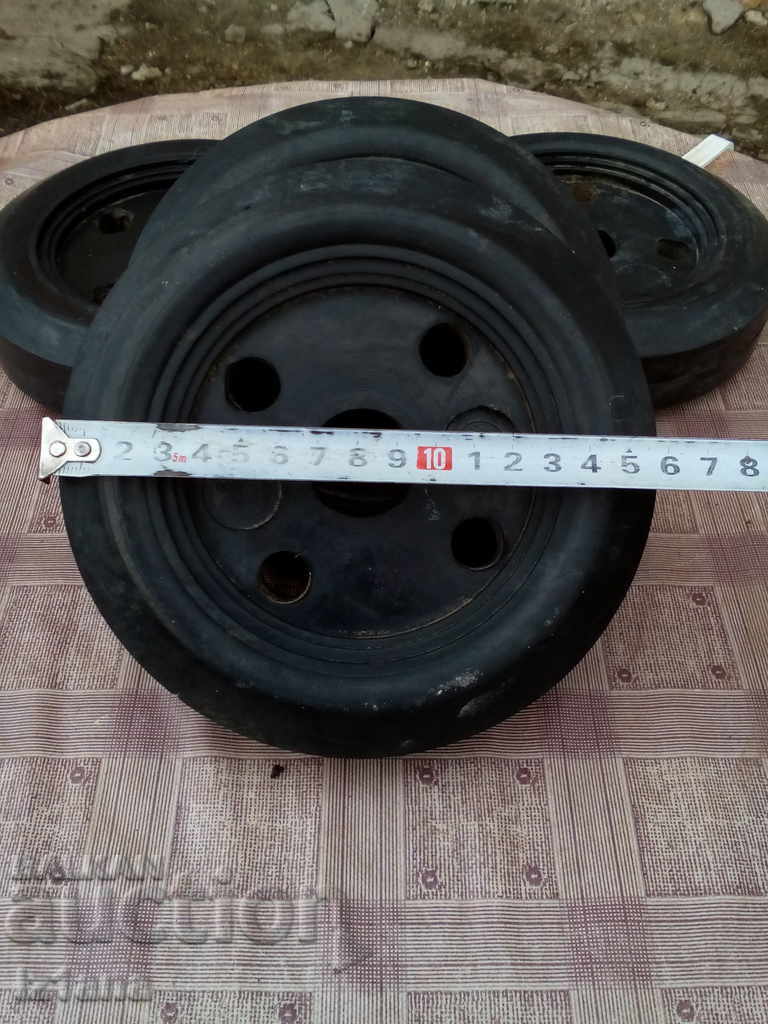 ελαστικά με τιμή 40.00 BGN | € 20.45 ελαστικά με τιμή 40.00 BGN | € 20.45