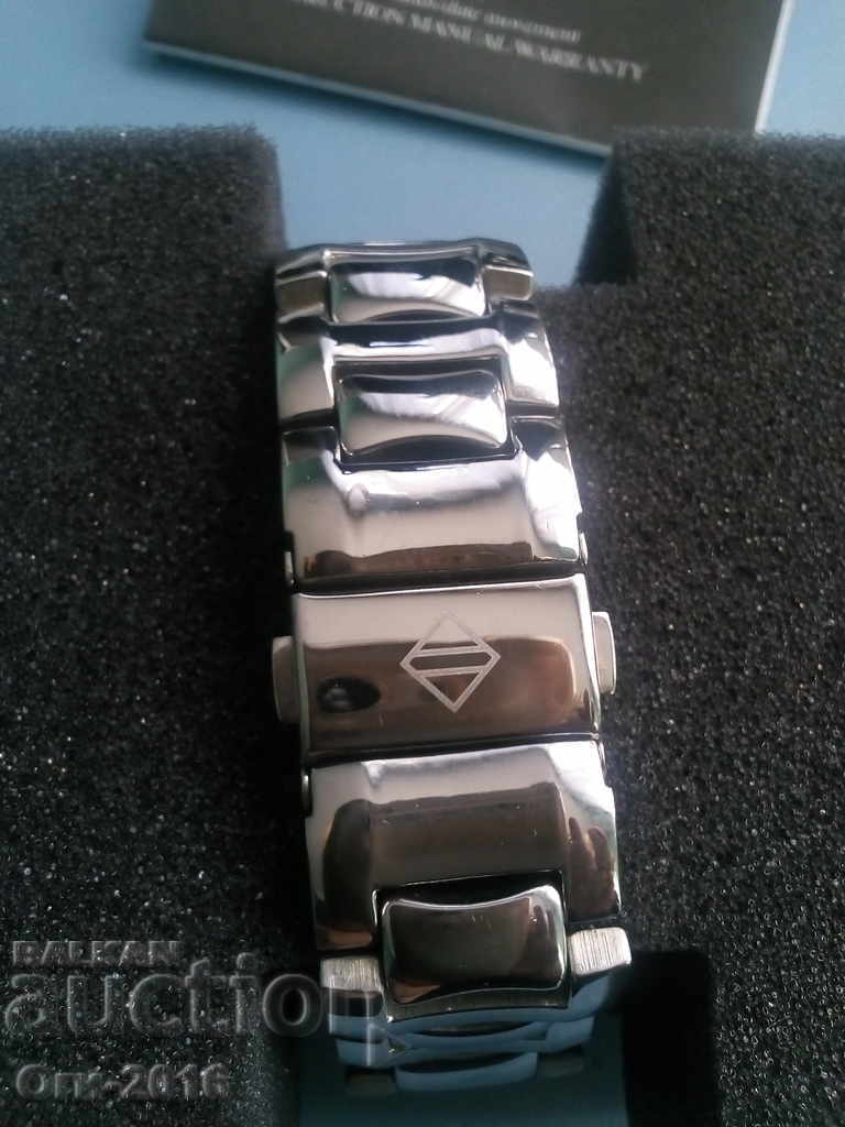 Auction Clock ALPHA SAPHIR Auction Clock ALPHA SAPHIR