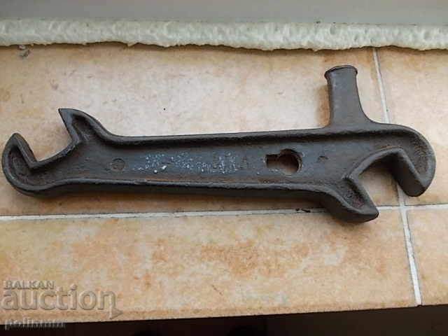 Old wrench with price 10.00 BGN | € 5.11 Old wrench with price 10.00 BGN | € 5.11