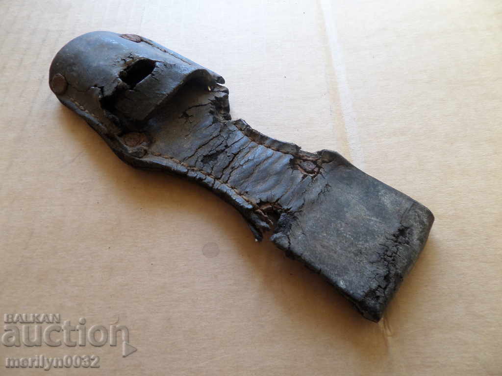 Leather blade for old bayonet bayonet with price 24.00 BGN | € 12.27 Leather blade for old bayonet bayonet with price 24.00 BGN | € 12.27