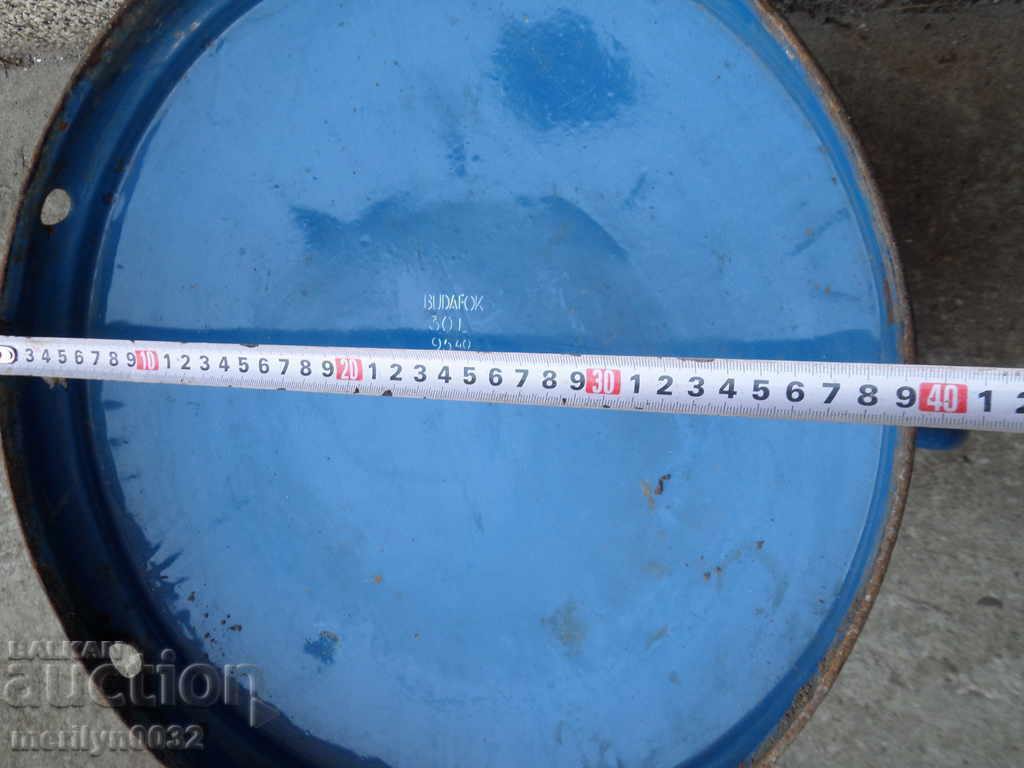 Old enameled pot barrel cauldron bucket enamel 30 liters with price 69.00 BGN | € 35.28 Old enameled pot barrel cauldron bucket enamel 30 liters with price 69.00 BGN | € 35.28