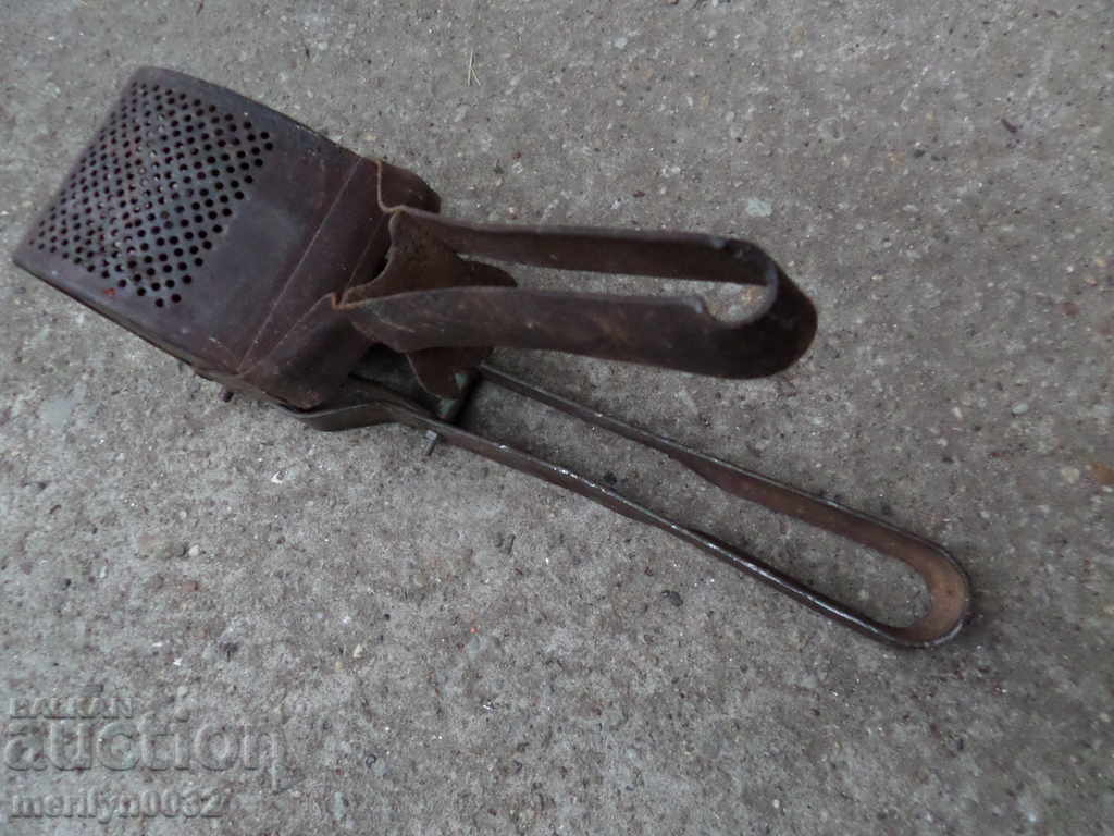 Potato press with price 29.00 BGN | € 14.83