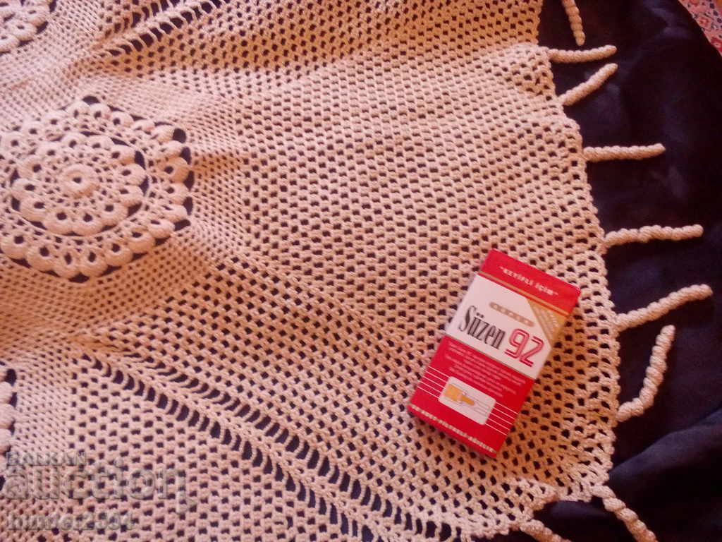 Auction  COVER for table - on 1 hook, Diam. 170 cm. with fringes