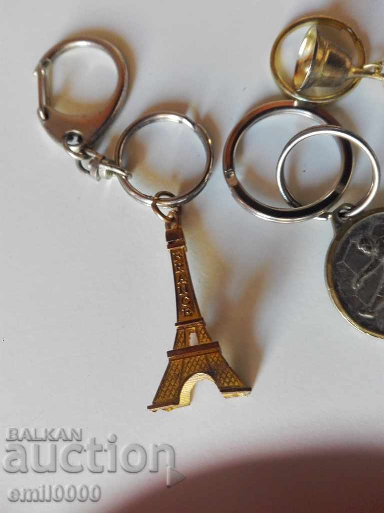 Auction Lot keychains. Auction Lot keychains.