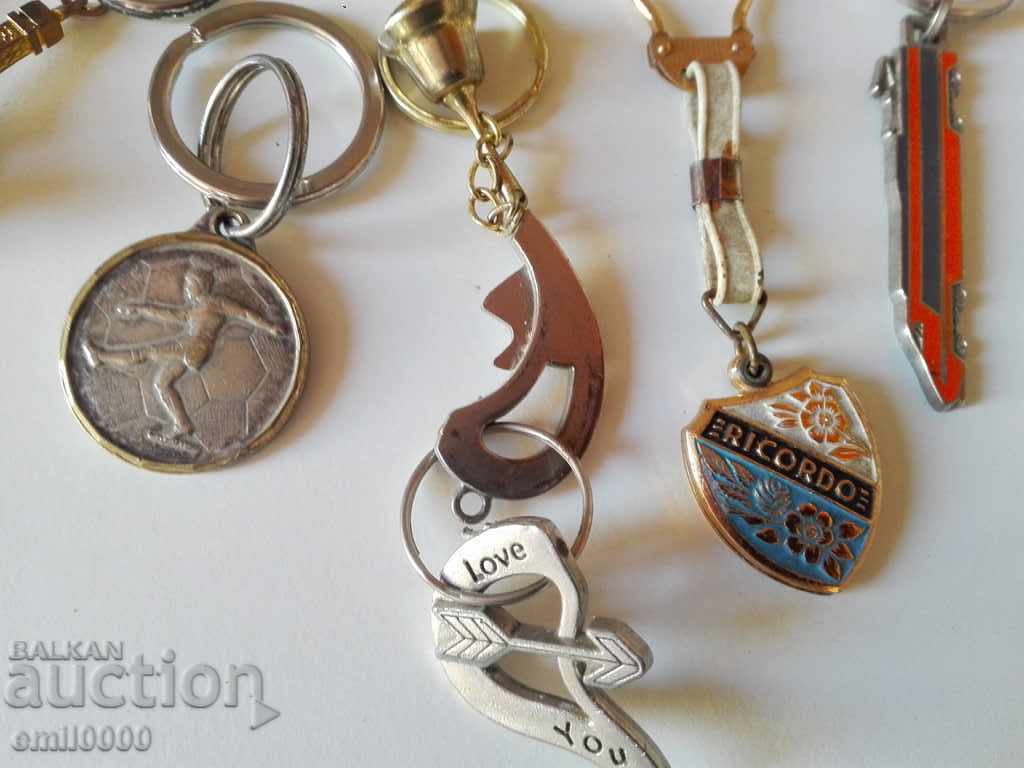 Lot keychains. - 5 Lot keychains. - 5