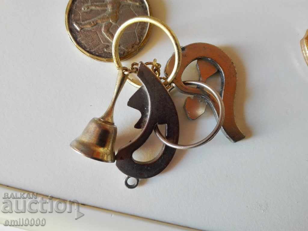 Lot keychains. - 6 Lot keychains. - 6