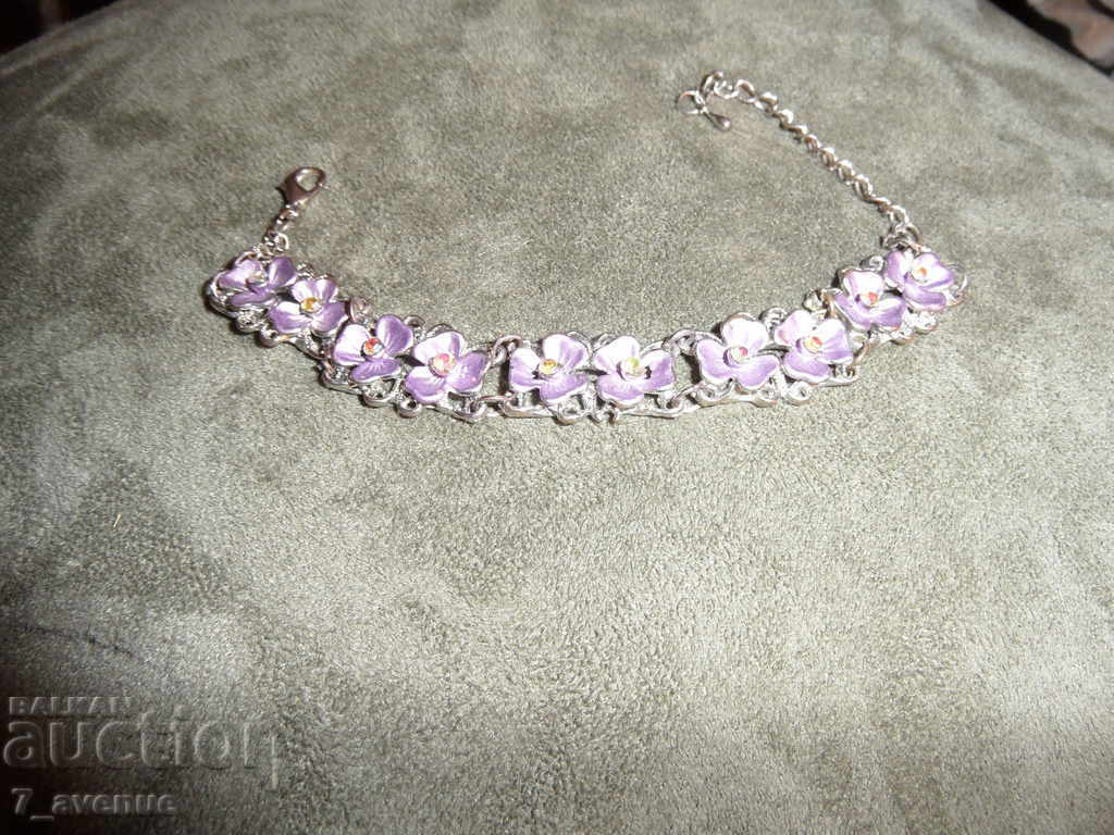 ROUND with flowers 1.5 / 20cm Super! with price 29.99 BGN | € 15.33 ROUND with flowers 1.5 / 20cm Super! with price 29.99 BGN | € 15.33