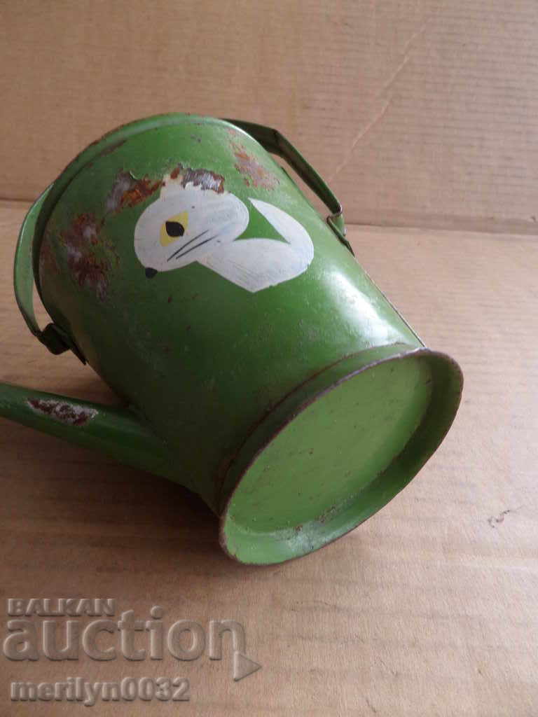 Delivery of Children's toy sheet metal toy 60 years old Delivery of Children's toy sheet metal toy 60 years old