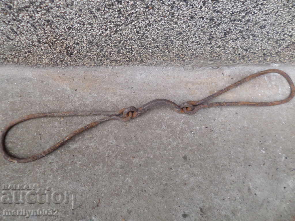 Hand-forged bovine beeches wrought iron chain - 6 Hand-forged bovine beeches wrought iron chain - 6