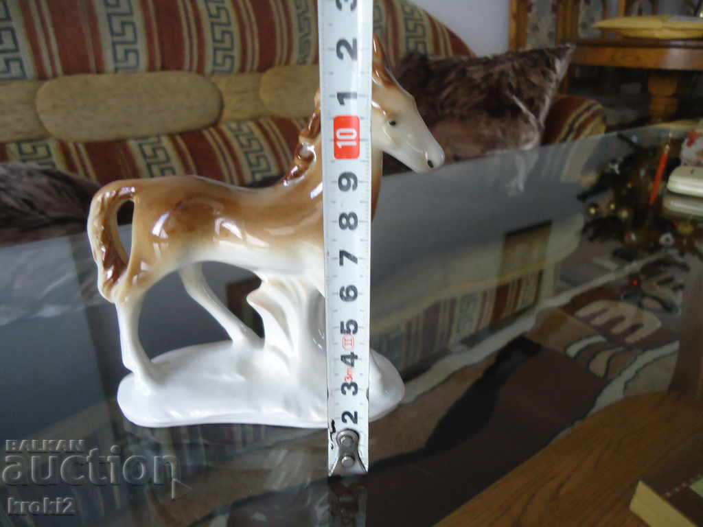 Delivery of OLD PORCELAIN HORSE FIGURINE STATUETTE