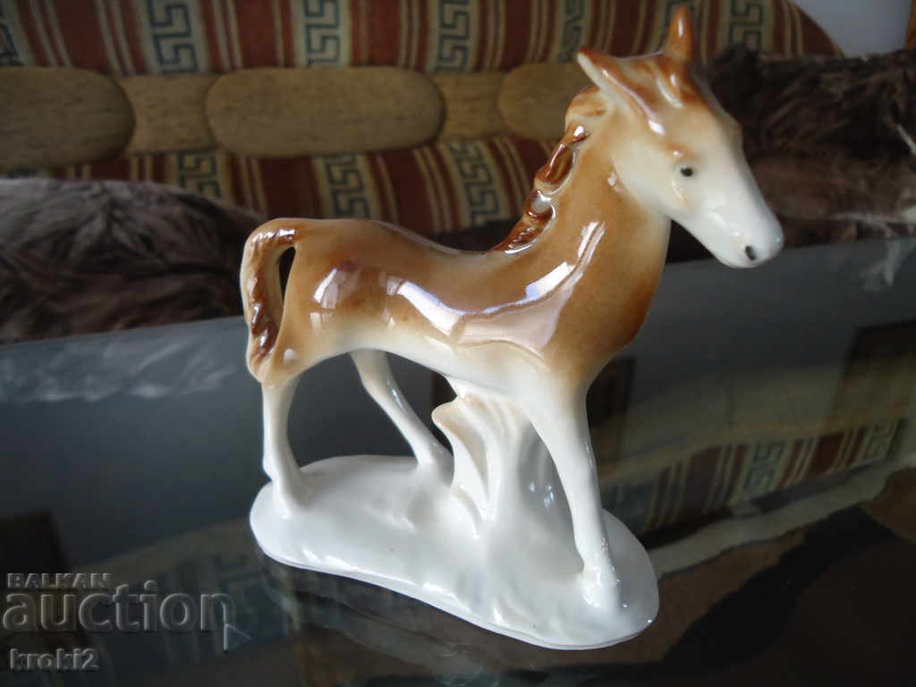 OLD PORCELAIN HORSE FIGURINE STATUETTE