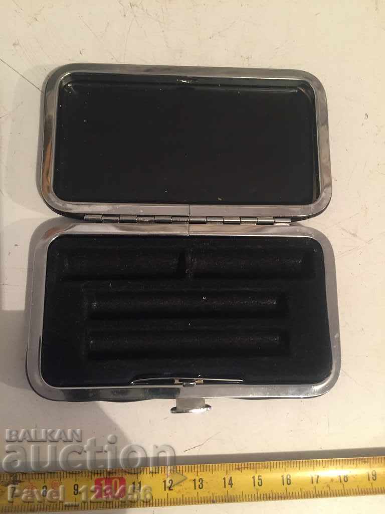 Auction electronic cigarette box Auction electronic cigarette box