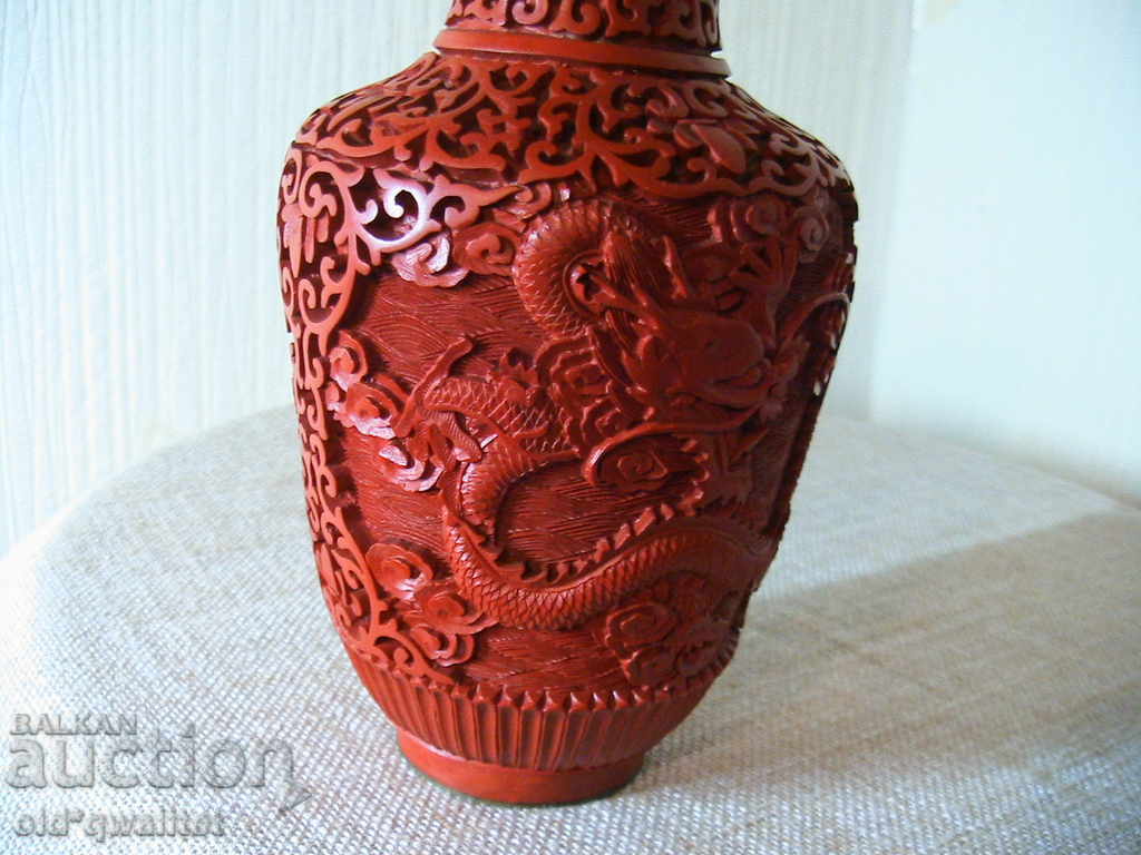 Delivery of Original Chinese VAZA, not porcelain, a brass enamel and ... Delivery of Original Chinese VAZA, not porcelain, a brass enamel and ...