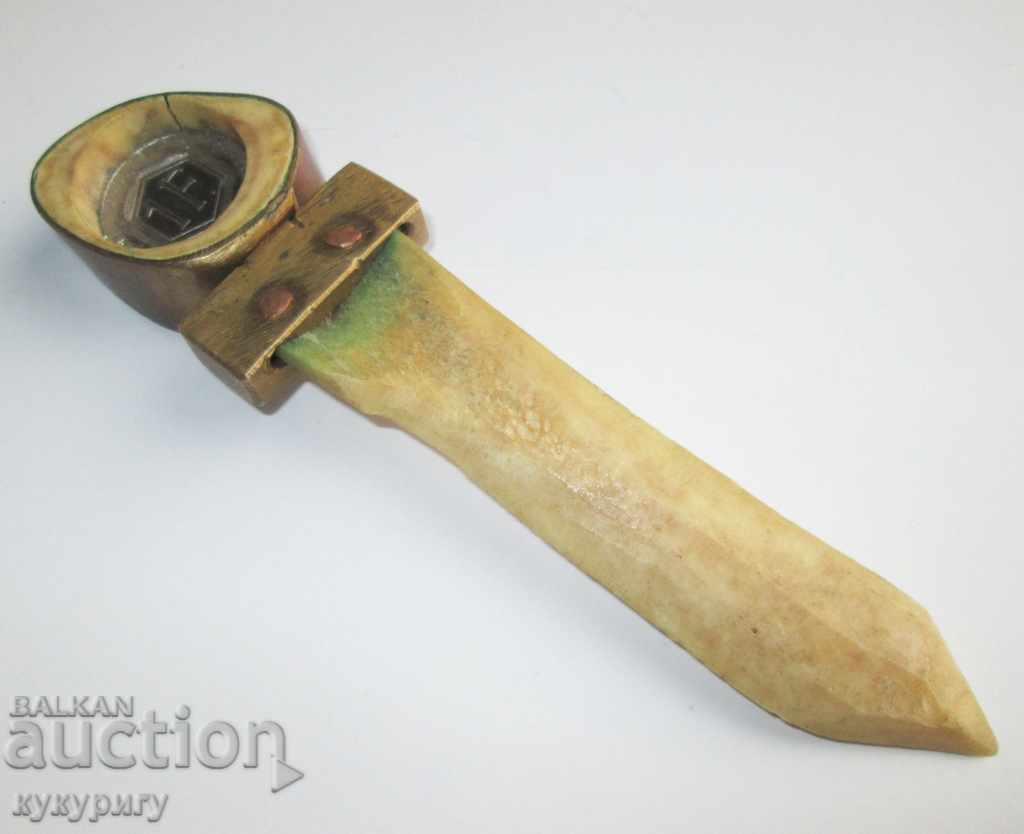 Art knife NONIS-REMO military art bone bronze France 1989 with price 50.00 BGN | € 25.56 Art knife NONIS-REMO military art bone bronze France 1989 with price 50.00 BGN | € 25.56